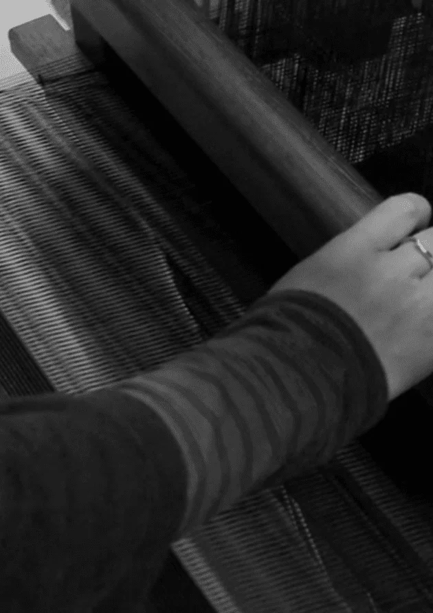 菱屋の職人の作業風景1